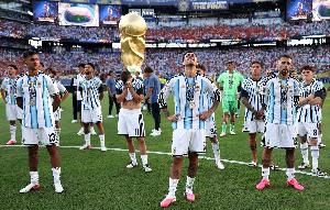 FIFA将对阿根廷队赛后行为展开调查，帕雷德斯、莫利纳等人牵涉其中